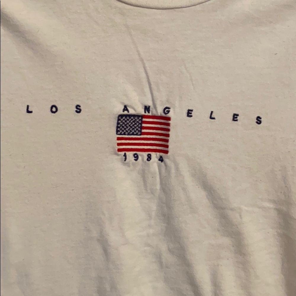 t-shirt - Picture 2 of 3